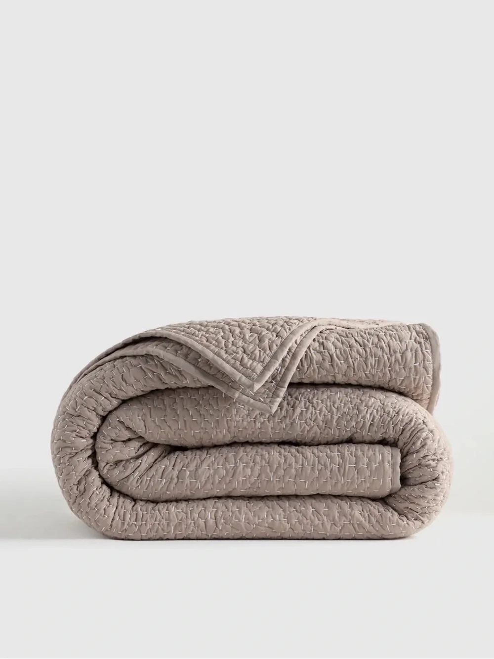 Quince Organic Cotton Hand Stitched Quilt - King/Cali King - Color: Stone - NWOT